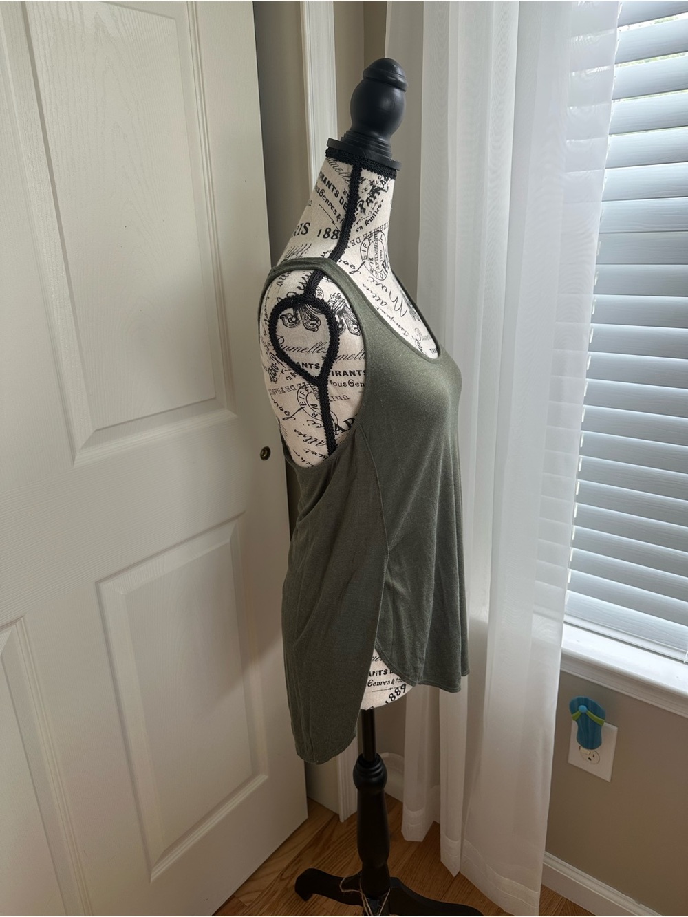 Express Green Racerback Long Tank Top - Picture 4 of 8